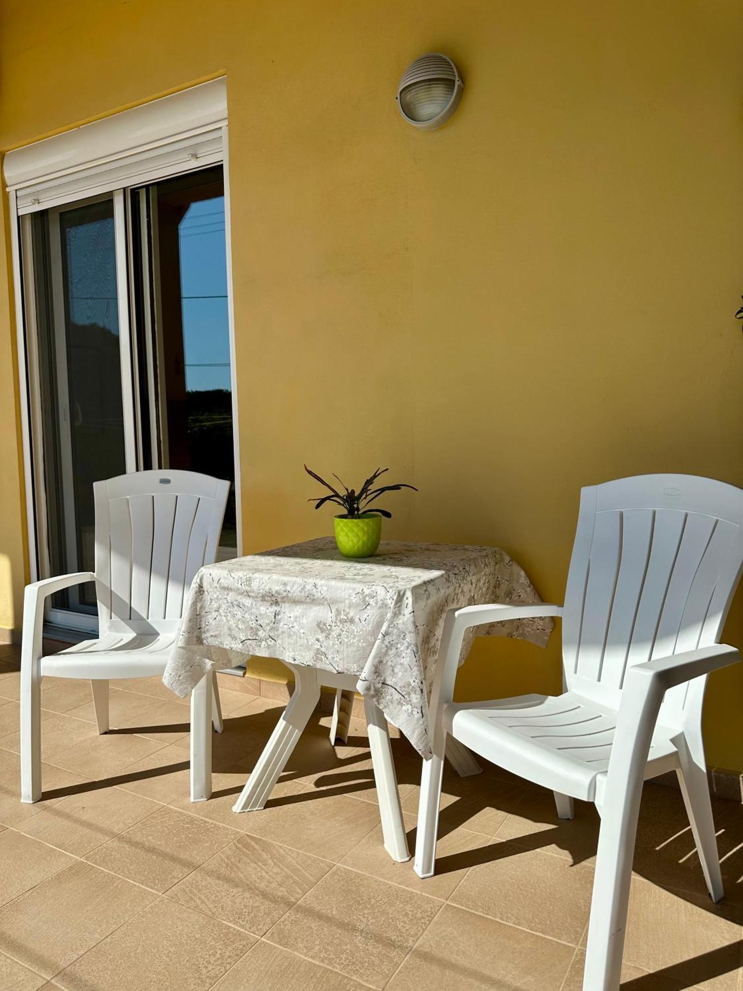 Garden View Appartment Kalavárda المظهر الخارجي الصورة