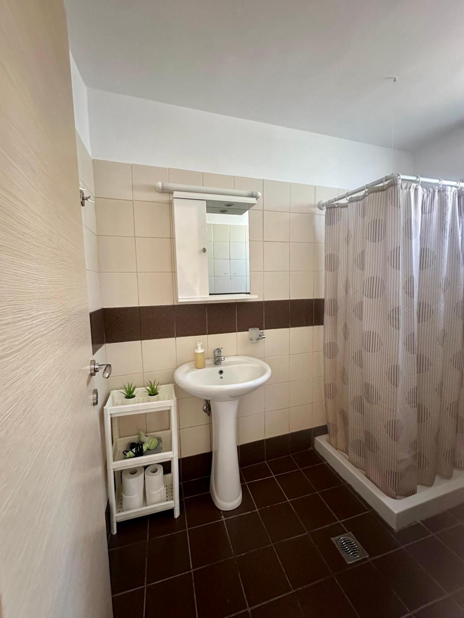 Garden View Appartment Kalavárda المظهر الخارجي الصورة